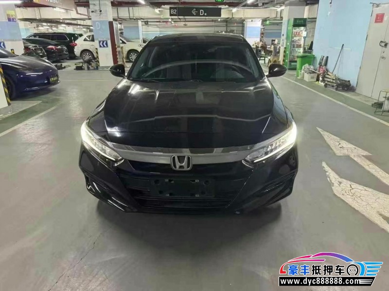 抵押车出售19年本田雅阁轿车