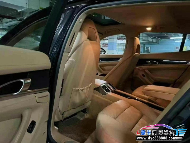 13年保时捷帕纳梅拉轿车抵押车出售