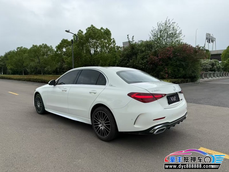 24年奔驰C轿车抵押车出售