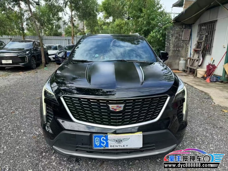 22年凯迪拉克XT4轿车