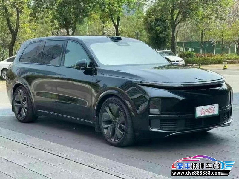 23年理想L9轿车抵押车出售