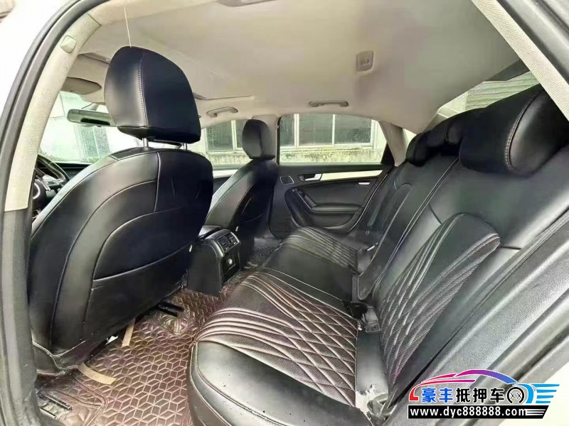 13年奥迪A4轿车抵押车出售