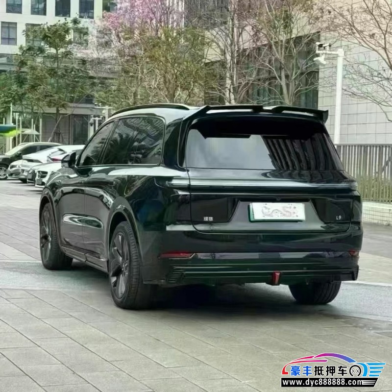 24年理想L9轿车抵押车出售