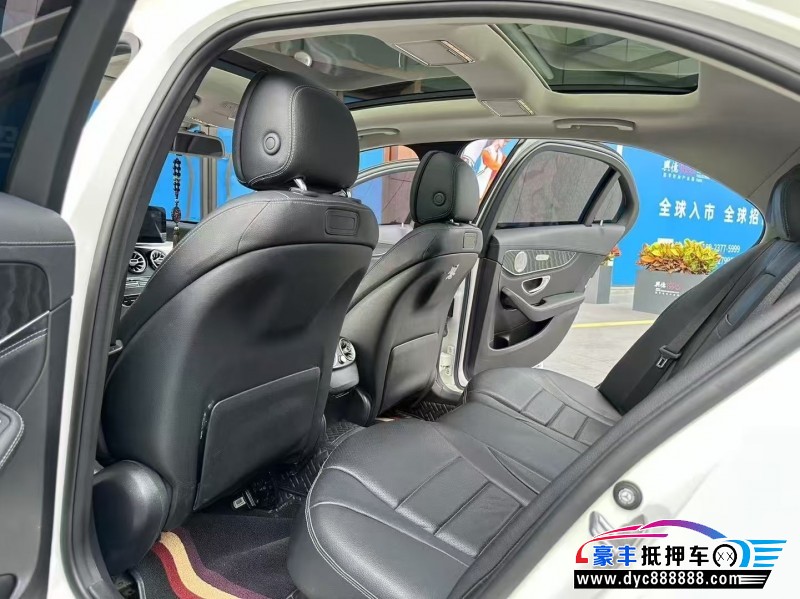 17年奔驰C轿车抵押车出售