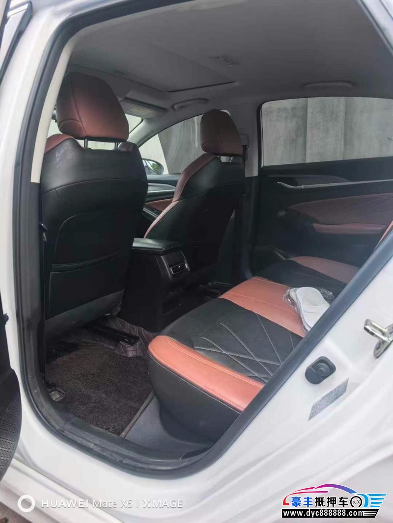 22年长安逸动轿车抵押车出售