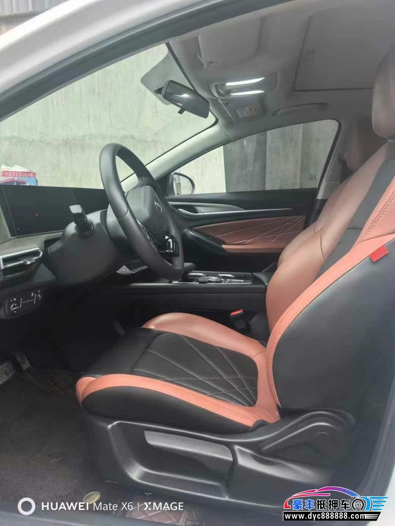 22年长安逸动轿车抵押车出售