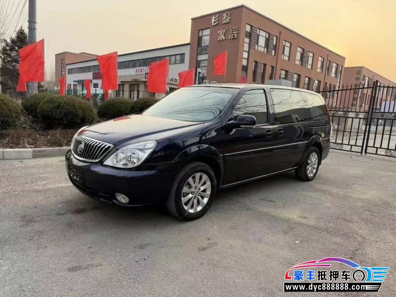 17年别克GL8轿车抵押车出售