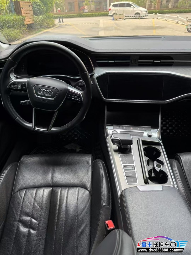 22年奥迪A6L轿车抵押车出售