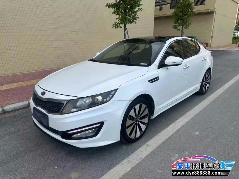 11年起亚K5轿车抵押车出售