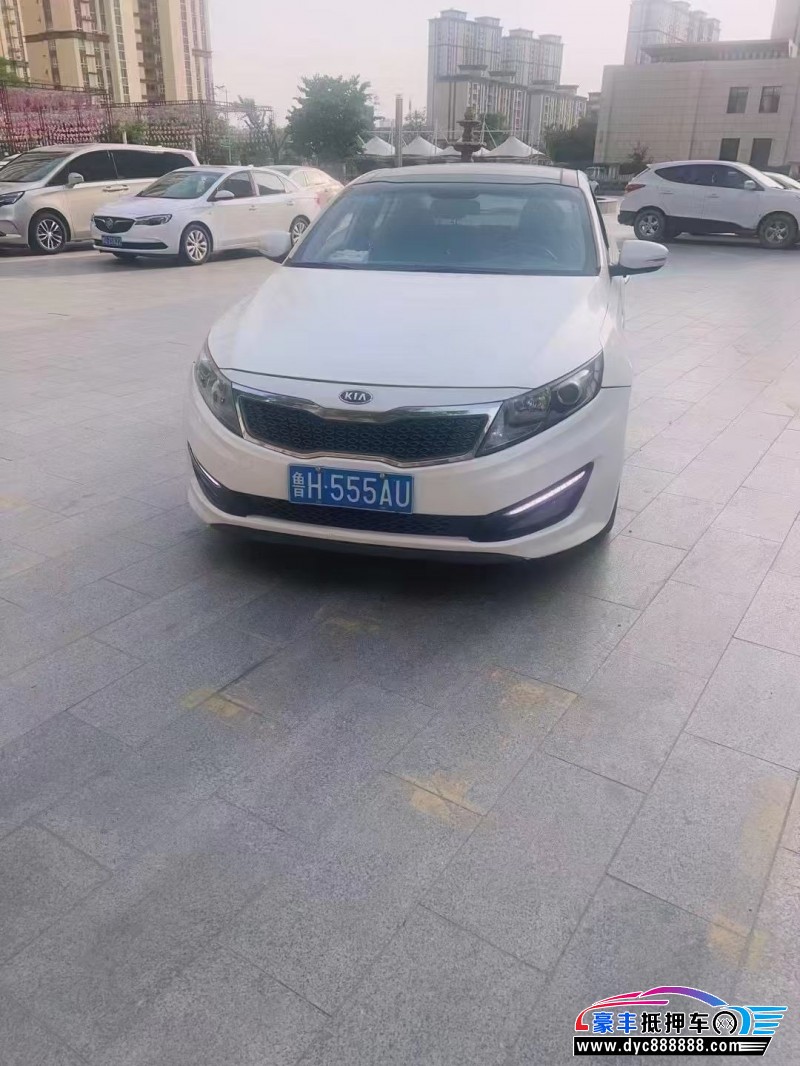 12年起亚K5轿车抵押车出售