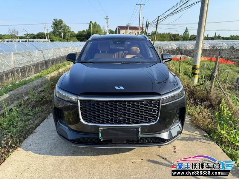 22年理想ONE轿车抵押车出售