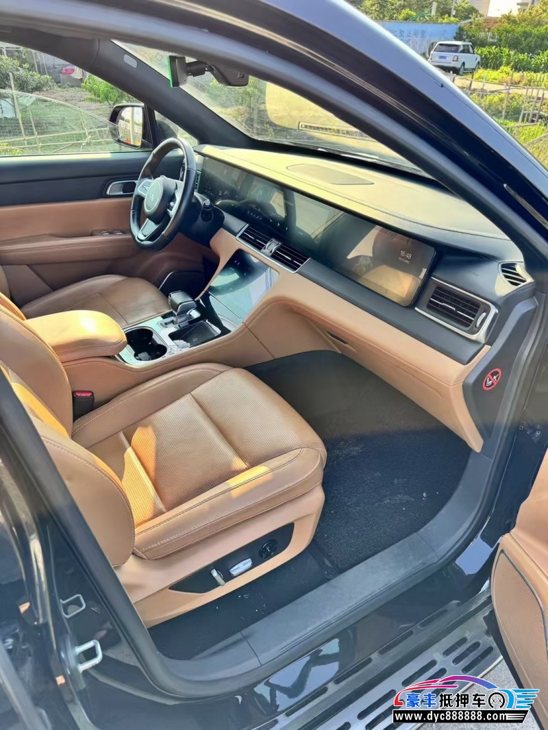 22年理想ONE轿车抵押车出售