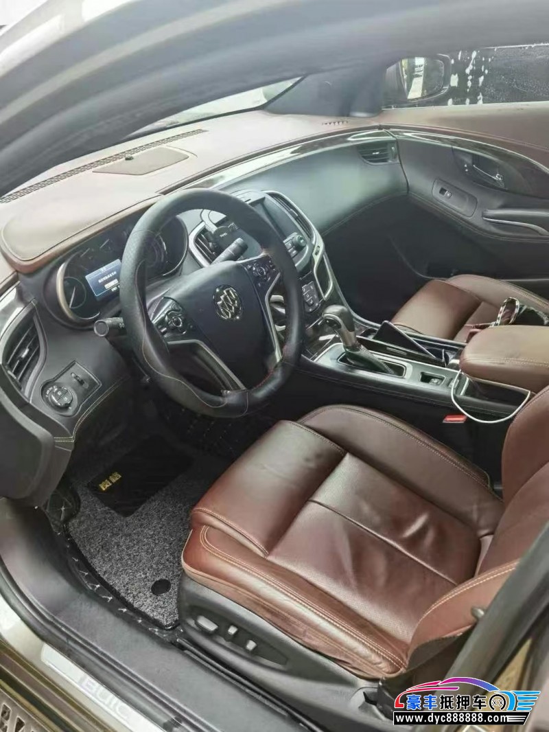 14年别克君越轿车抵押车出售