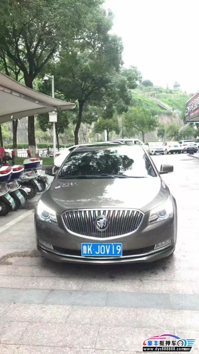 14年别克君越轿车抵押车出售