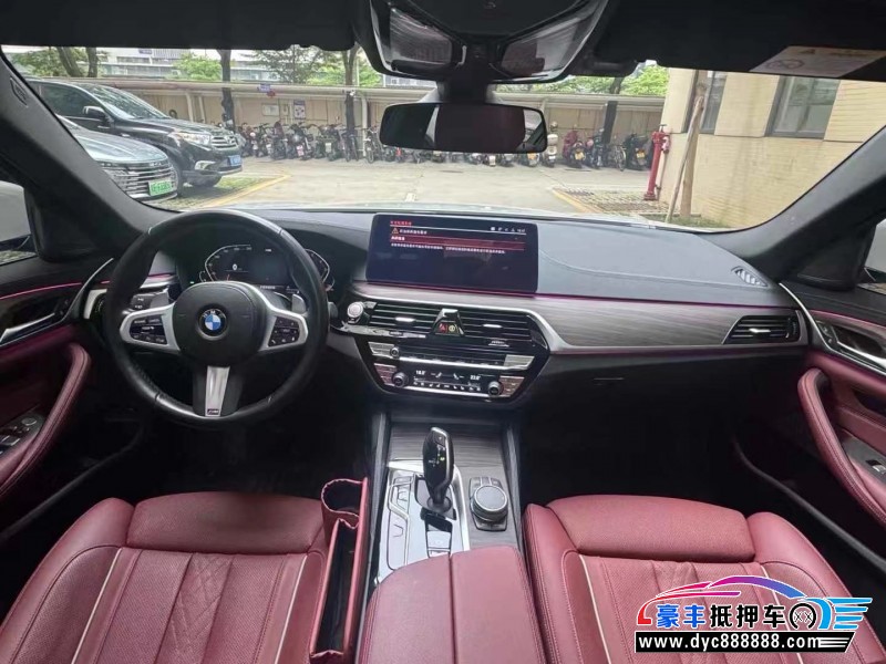 22年宝马5系轿车抵押车出售