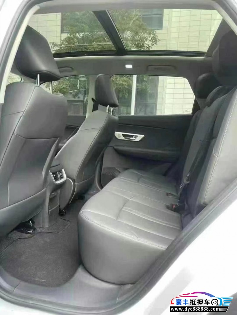 23年东风风神皓极轿车抵押车出售