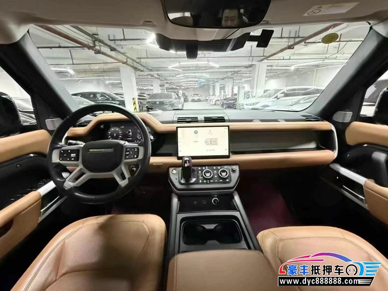 24年路虎卫士轿车抵押车出售