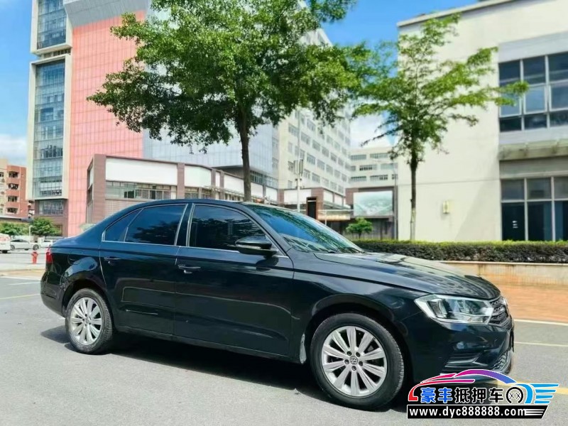 16年大众宝来轿车抵押车出售