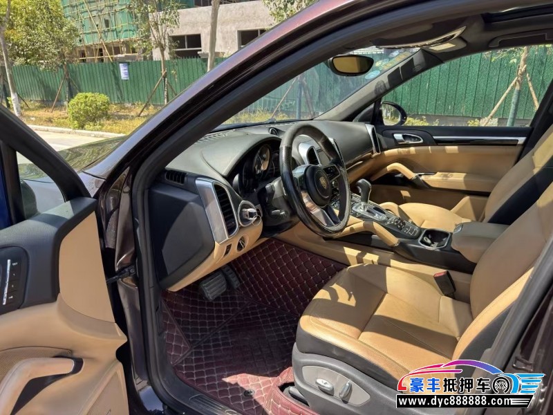 15年保时捷卡宴轿车抵押车出售