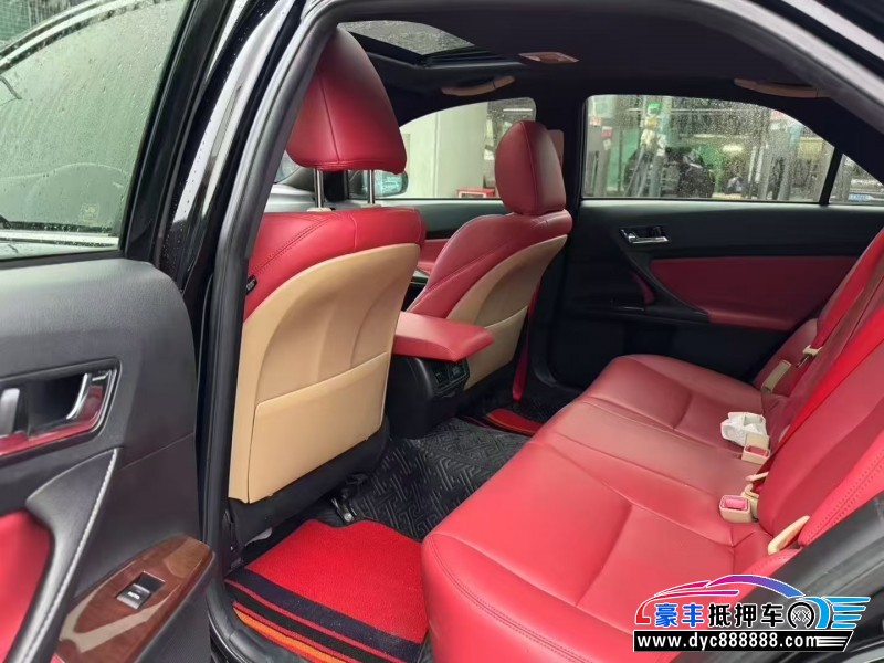 17年丰田锐志轿车抵押车出售