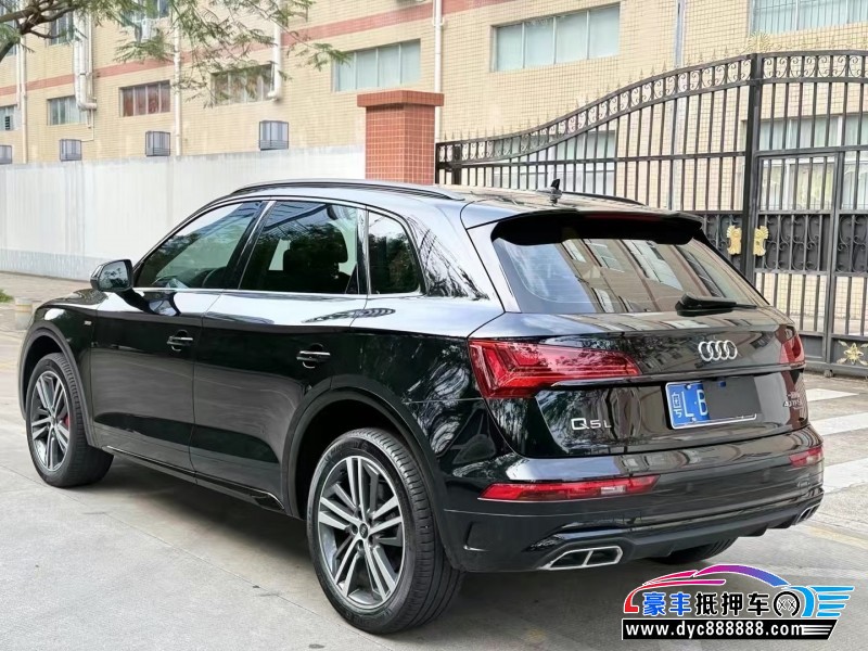 21年奥迪Q5轿车抵押车出售