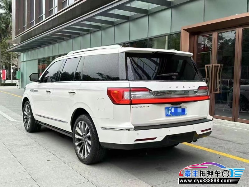 18年林肯领航员轿车抵押车出售
