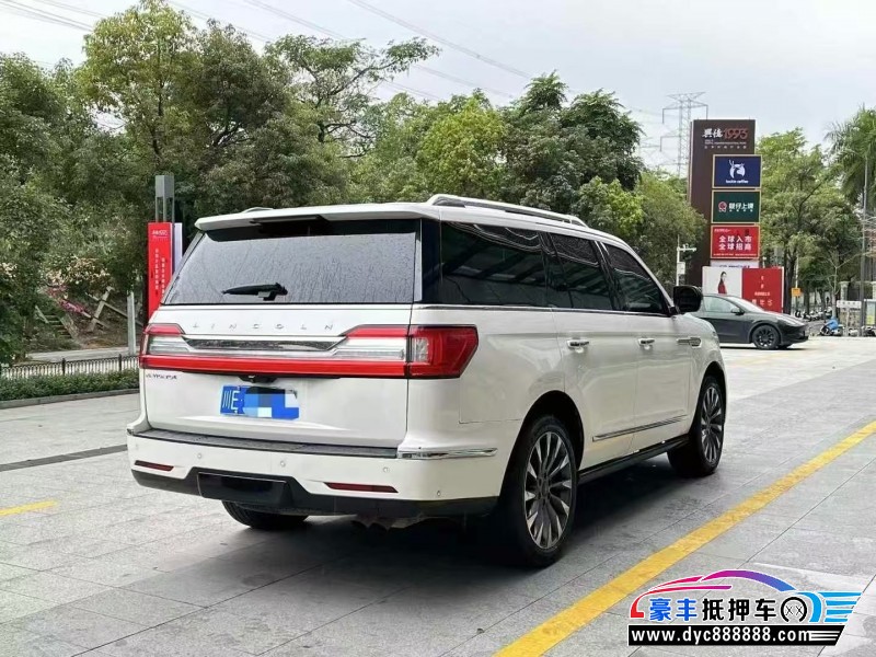 18年林肯领航员轿车抵押车出售