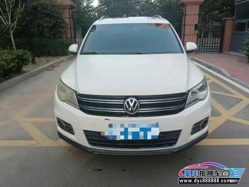 13年大众途观轿车