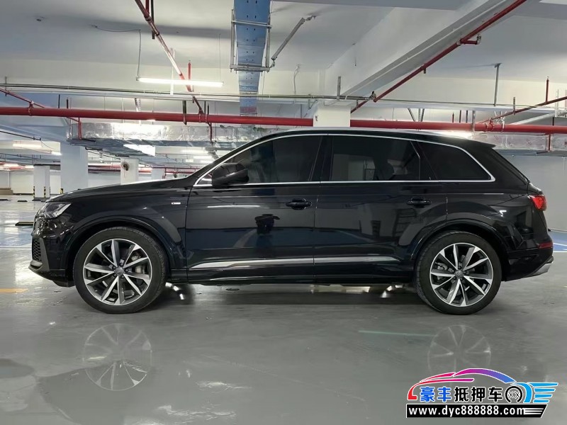 20年奥迪Q7轿车抵押车出售