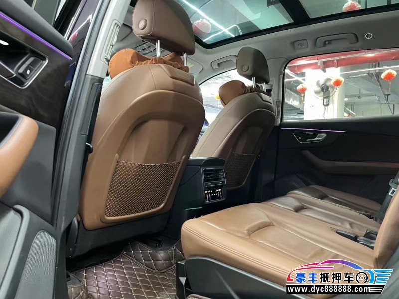 20年奥迪Q7轿车抵押车出售
