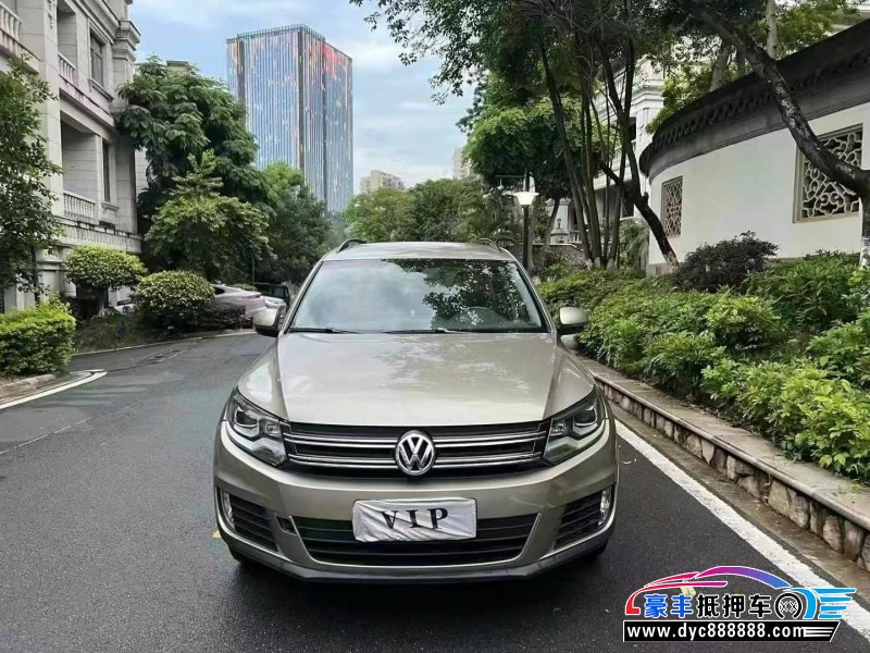 14年大众途观轿车抵押车出售