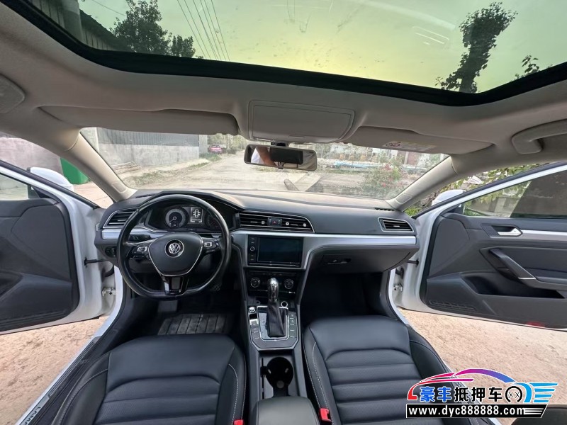 20年大众凌渡轿车抵押车出售