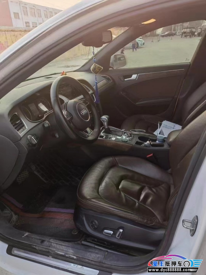 15年奥迪A4L轿车抵押车出售