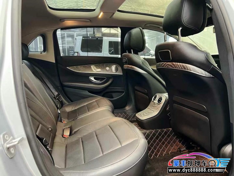 20年奔驰E轿车抵押车出售