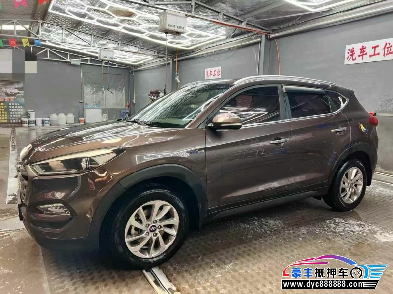 16年现代途胜轿车抵押车出售