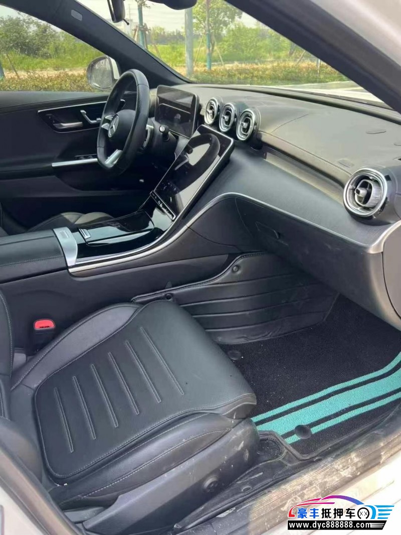 23年奔驰C轿车抵押车出售