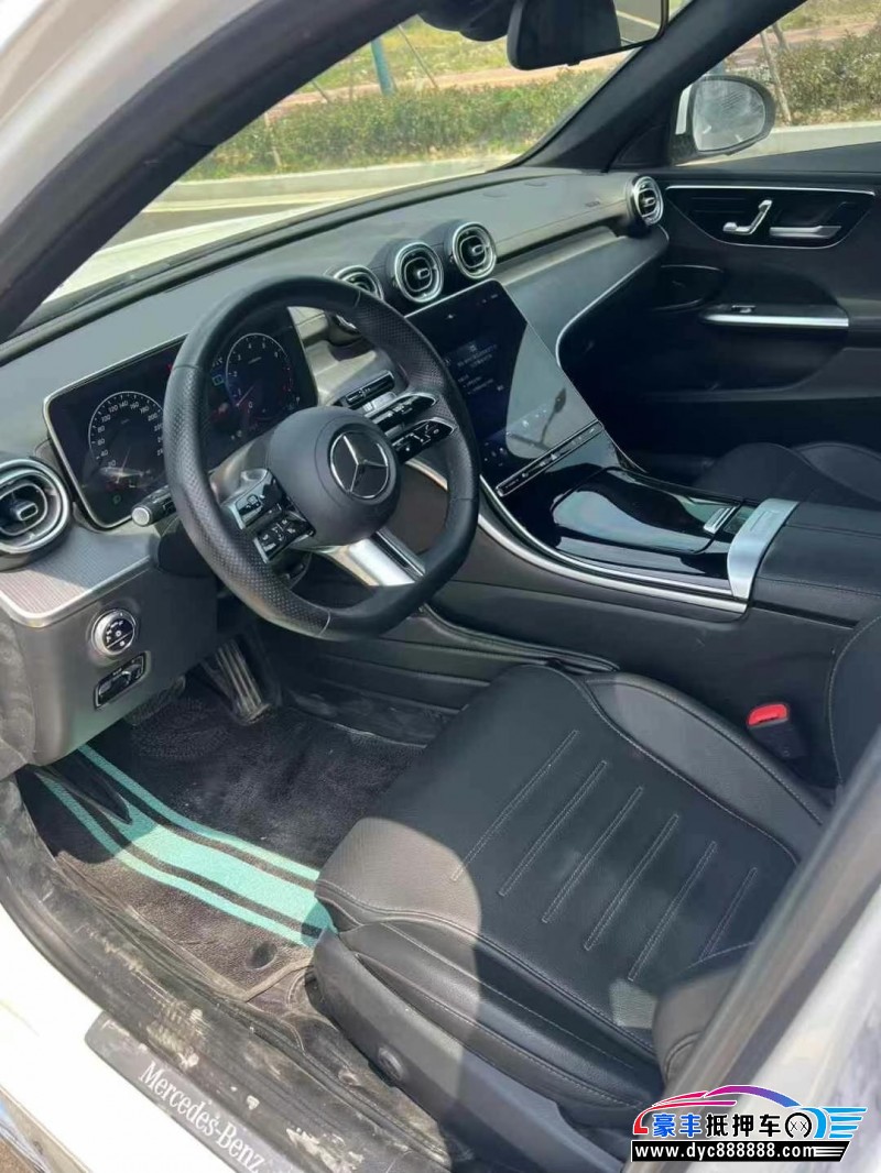 23年奔驰C轿车抵押车出售