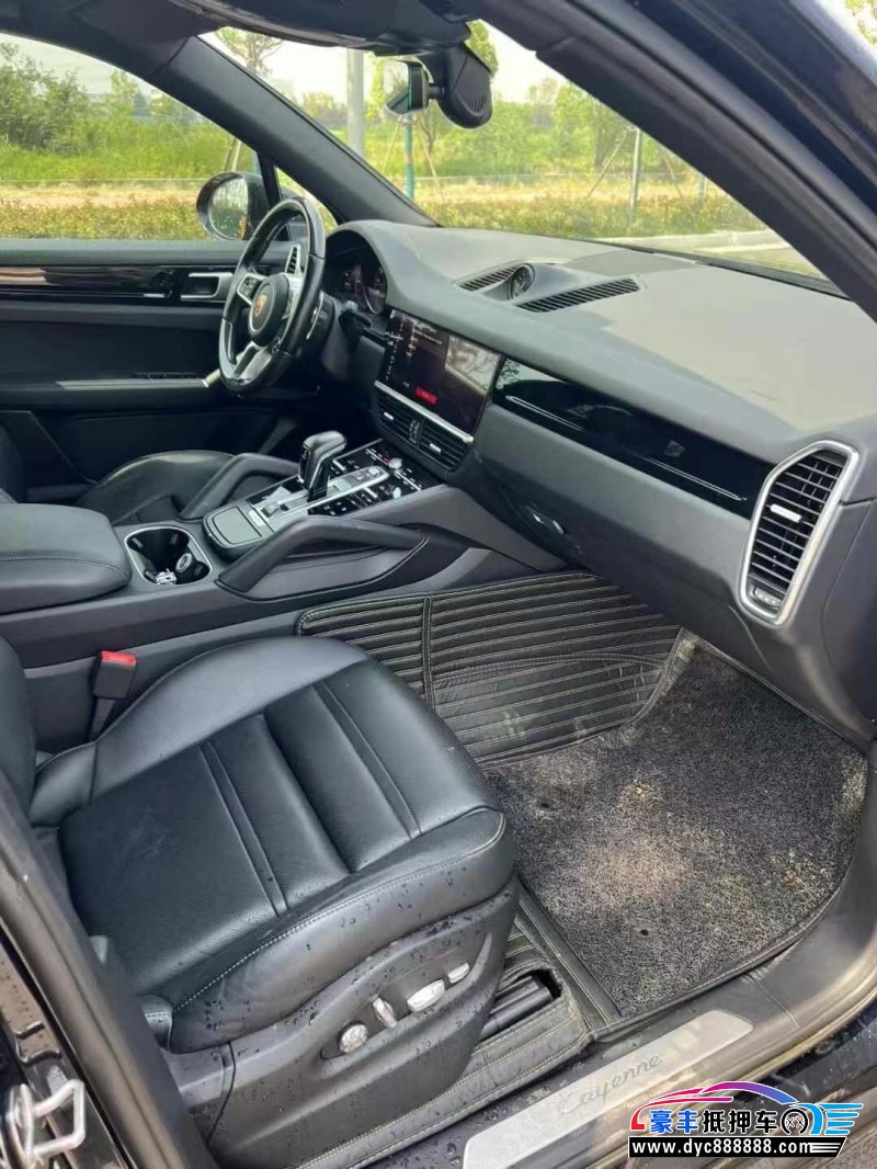 21年保时捷卡宴轿车抵押车出售