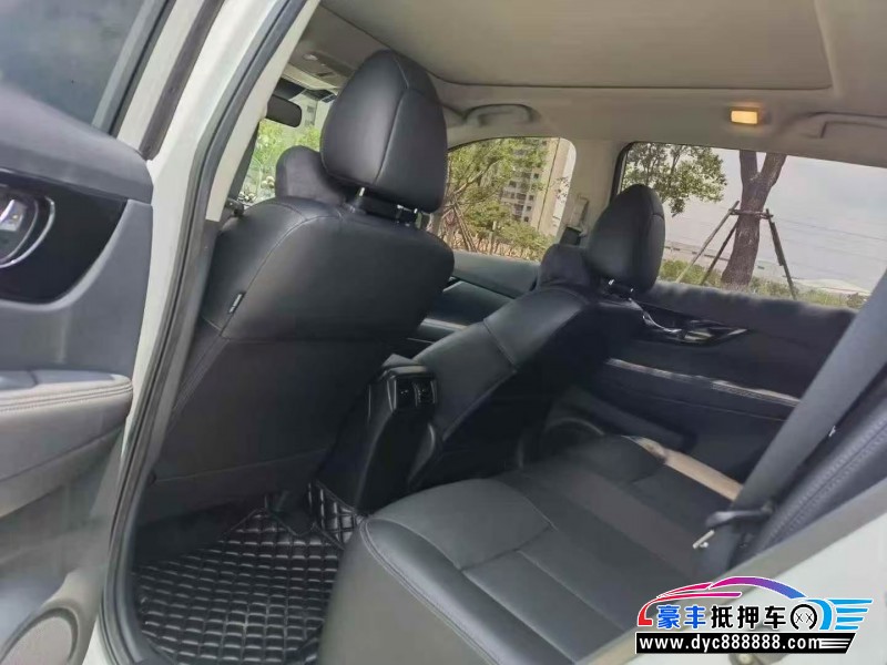 24年日产奇骏SUV抵押车出售