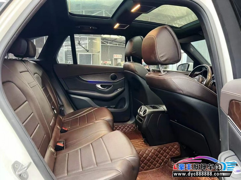 20年奔驰GLC轿车抵押车出售