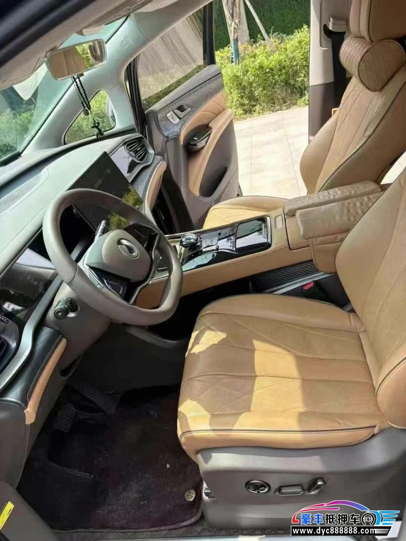 23年腾势D9轿车抵押车出售