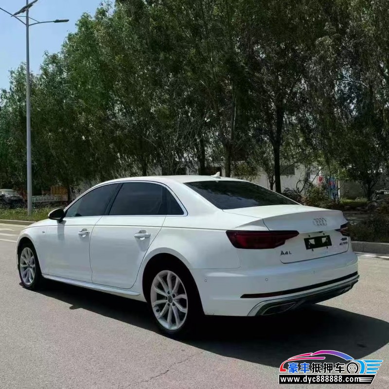 19年奥迪A4L轿车抵押车出售