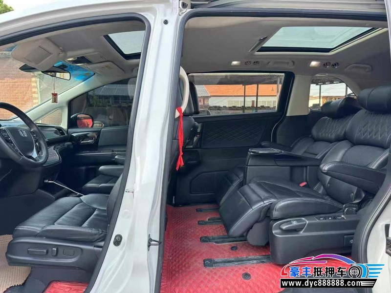 20年本田艾力绅轿车抵押车出售