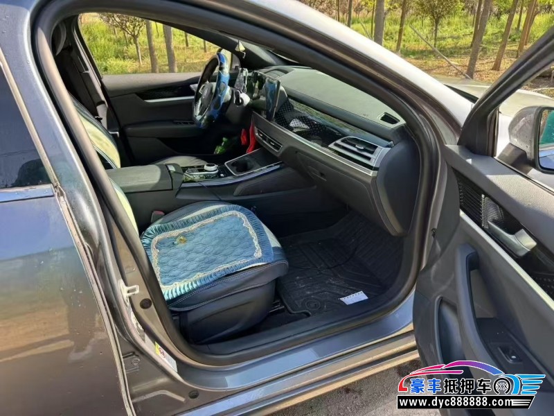 24年比亚迪秦轿车抵押车出售