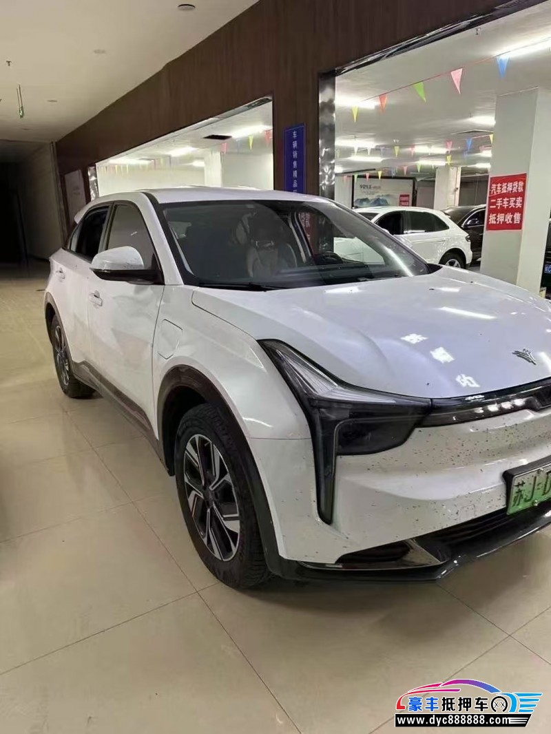 23年哪吒U轿车抵押车出售