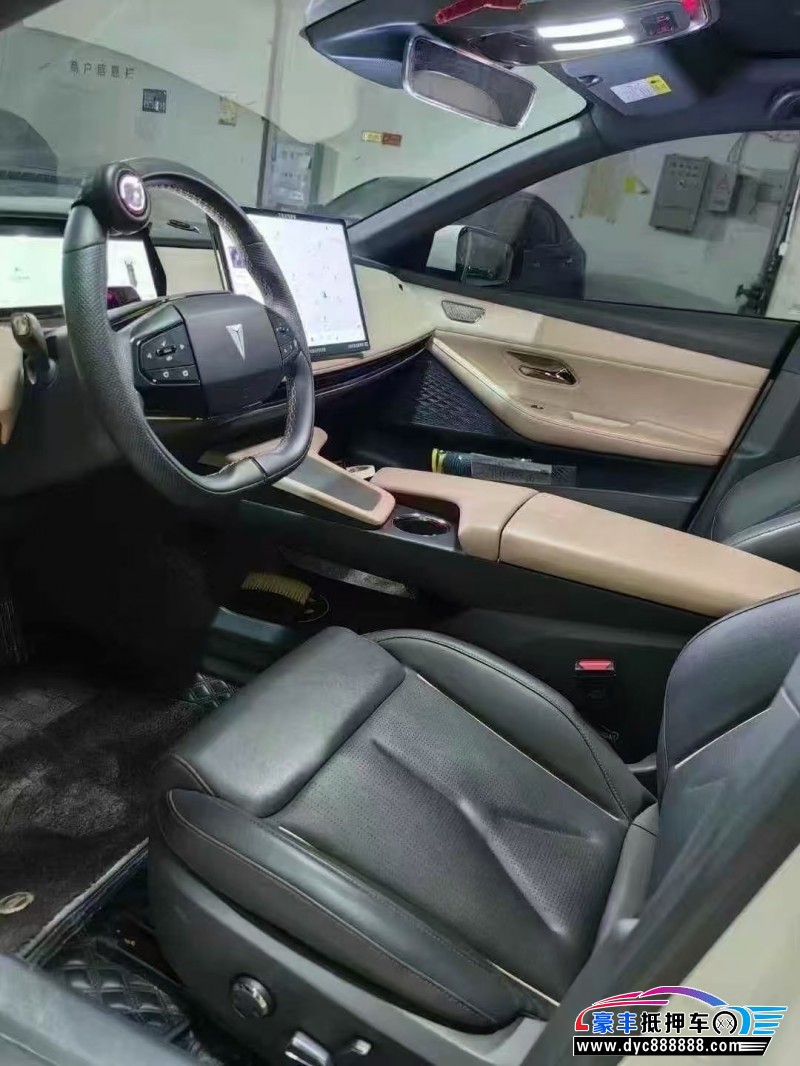 22年长安深蓝SL03轿车抵押车出售