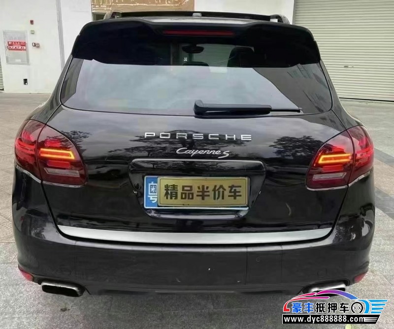 14年保时捷卡宴轿车抵押车出售