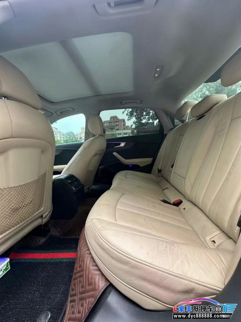 17年奥迪A4轿车抵押车出售