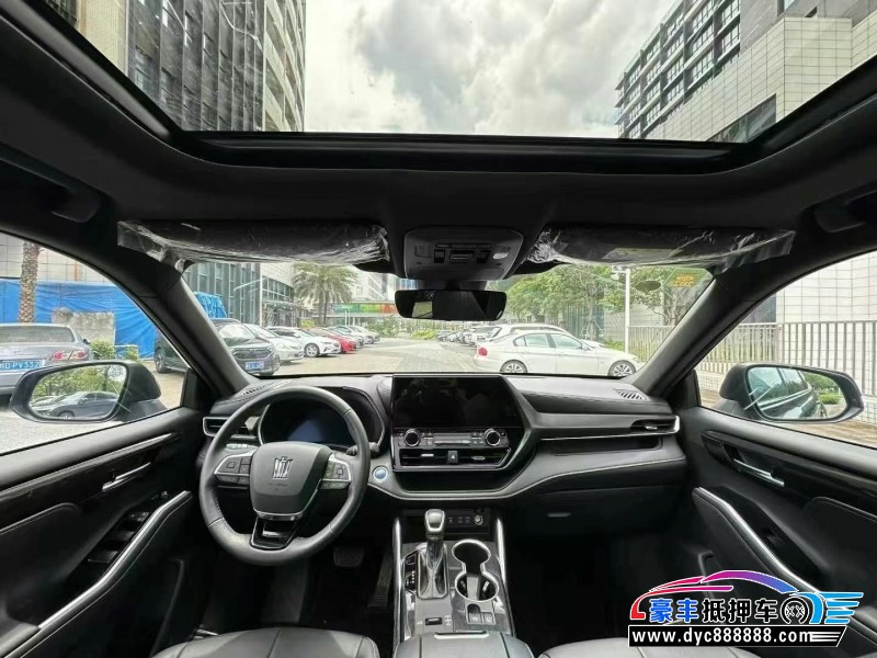 23年丰田皇冠轿车抵押车出售