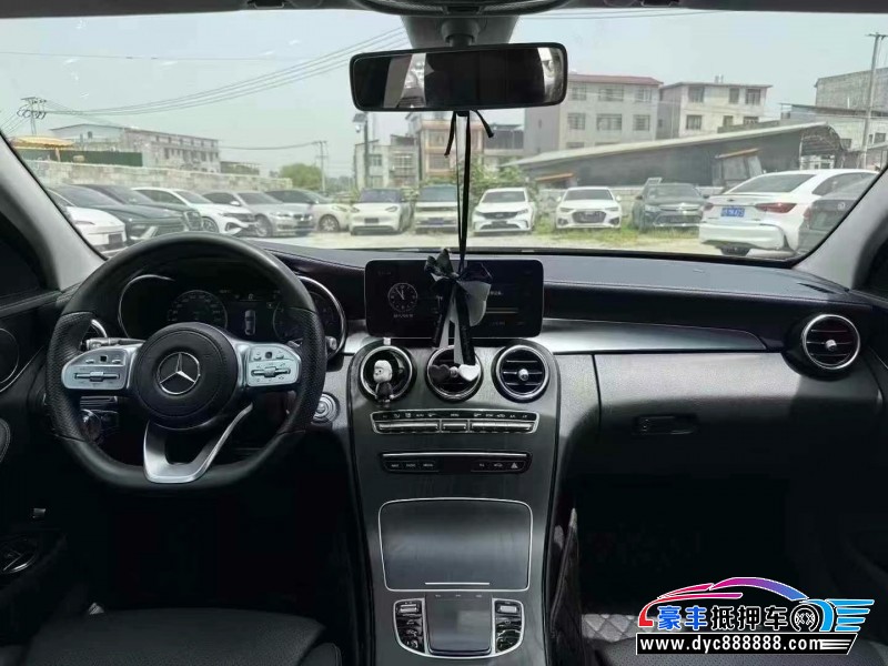 20年奔驰C轿车抵押车出售